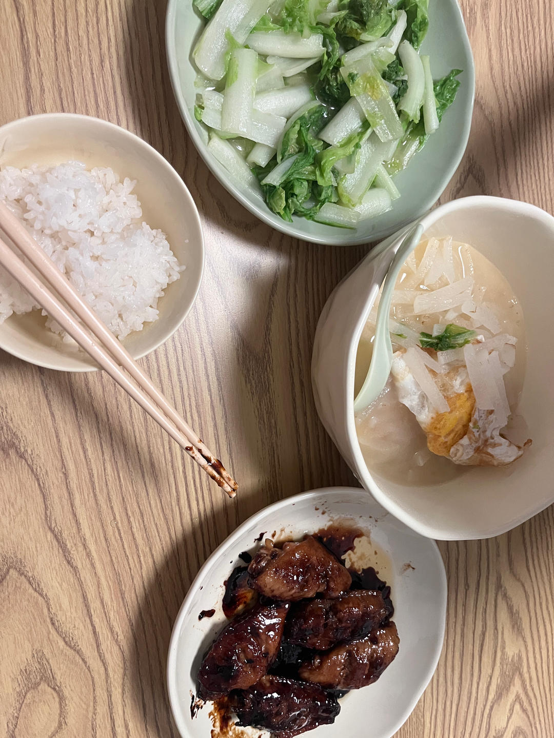 奶白鲜香的萝卜丝煎蛋汤