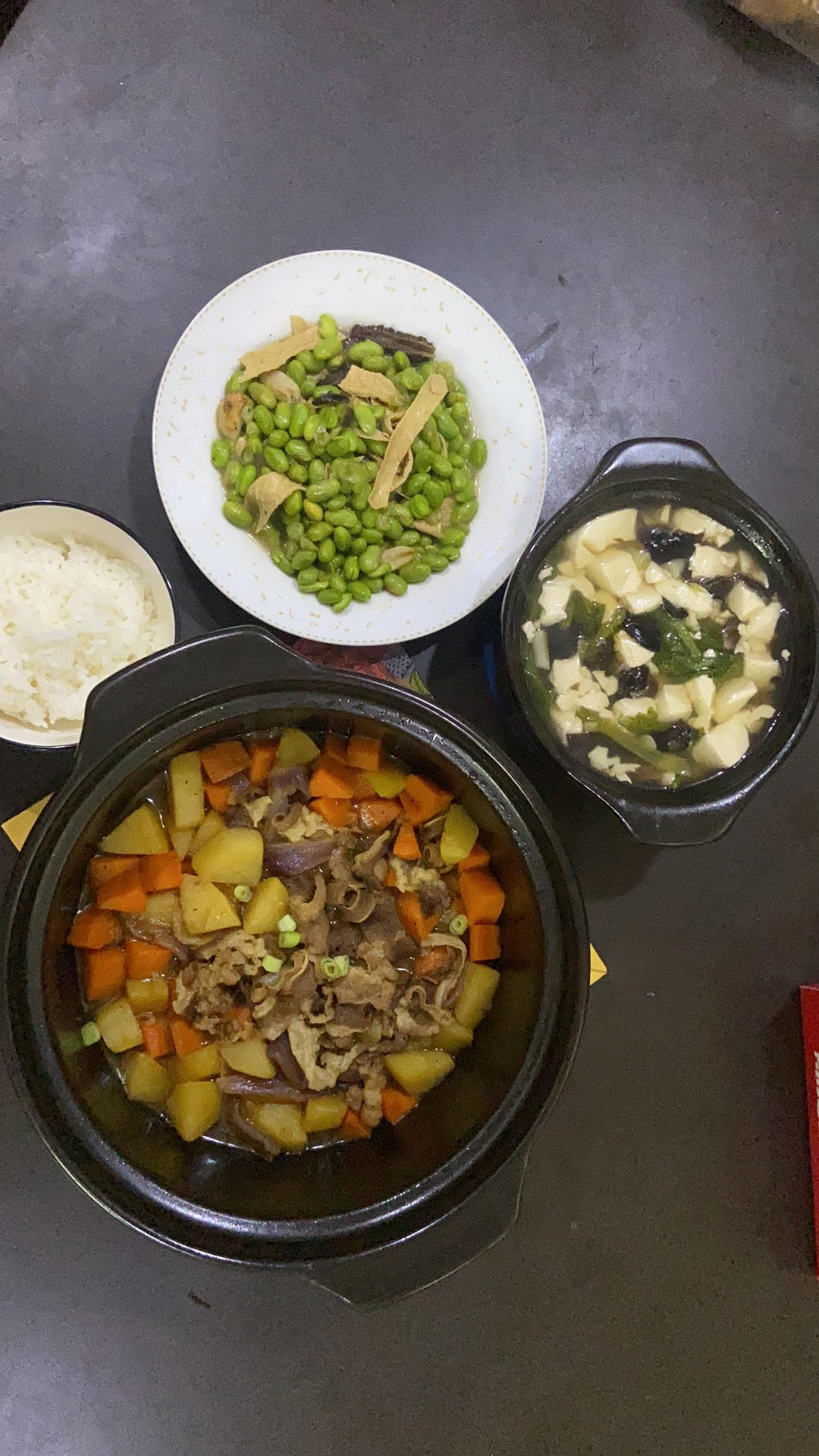 好吃到舔碗底的土豆肥牛拌饭