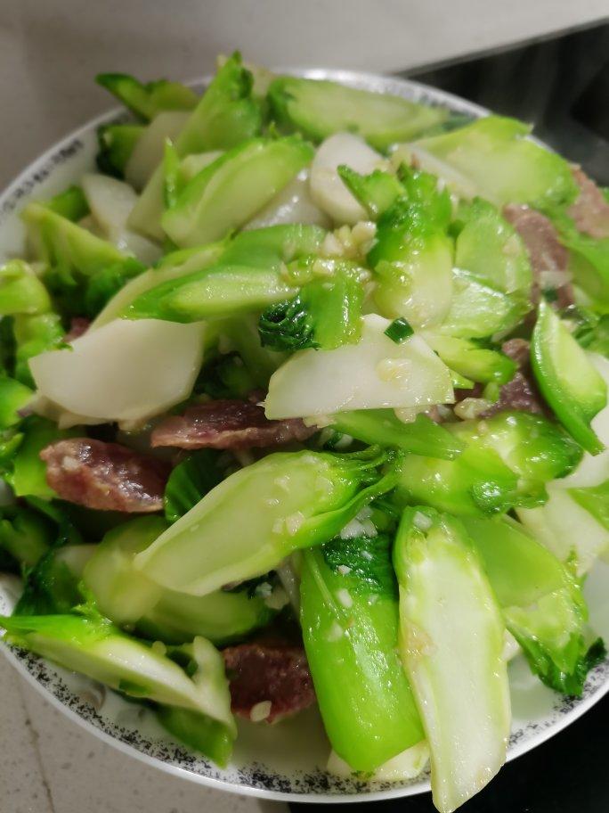 腊肠炒儿菜