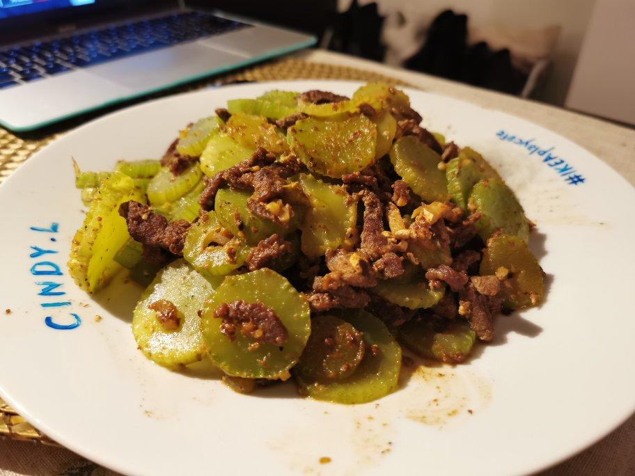 莴笋炒肉丝