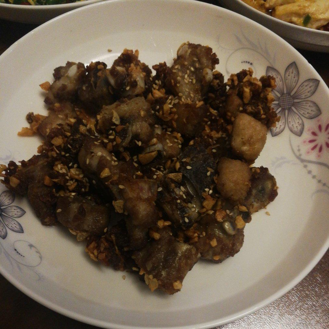 金牌蒜香排骨
