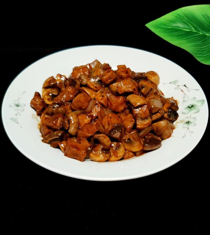 黑椒口蘑牛肉粒的全部作品