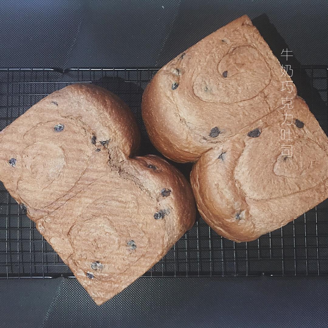 牛奶巧克力吐司