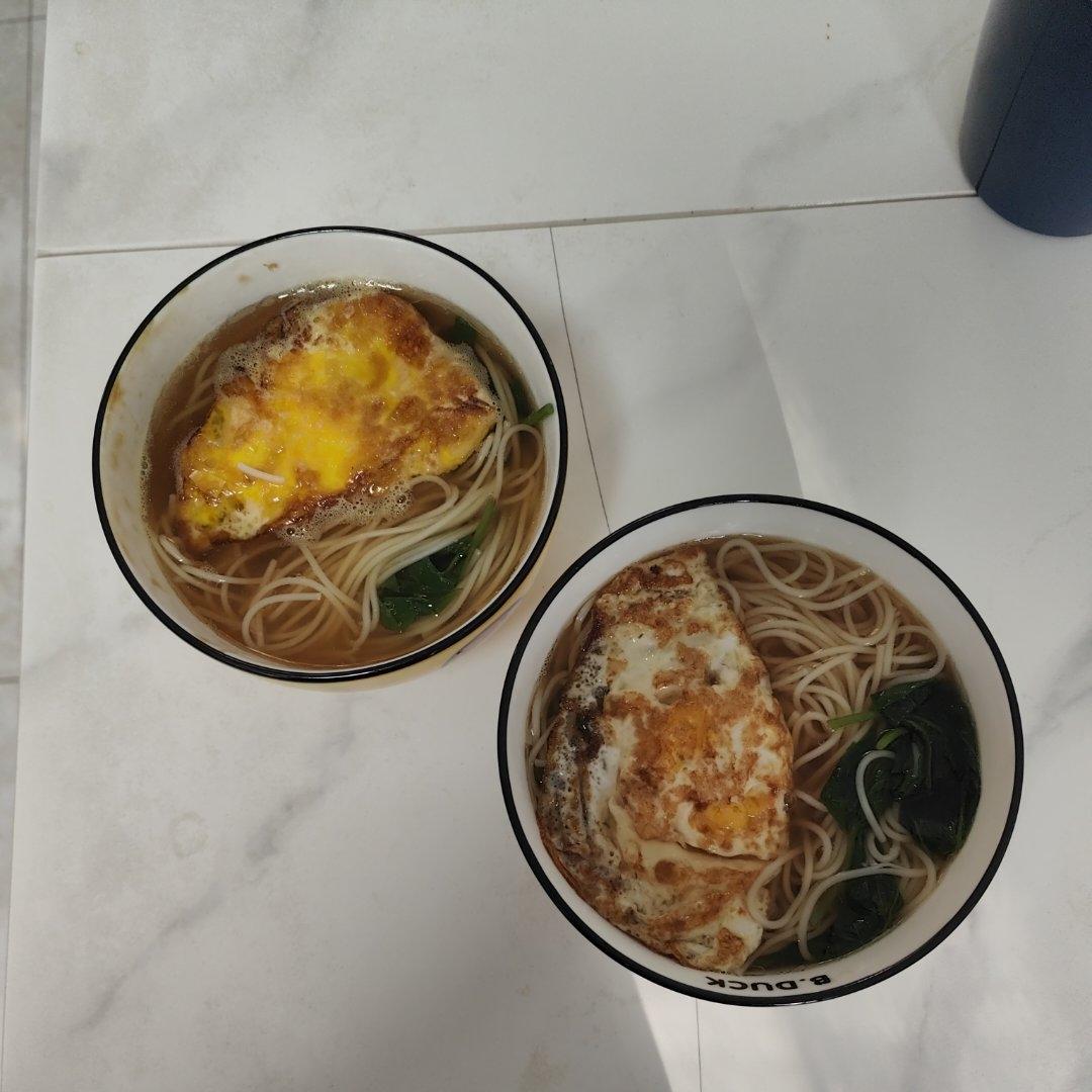 快手清汤面🍜这样做才好吃｜汤底是关键!!