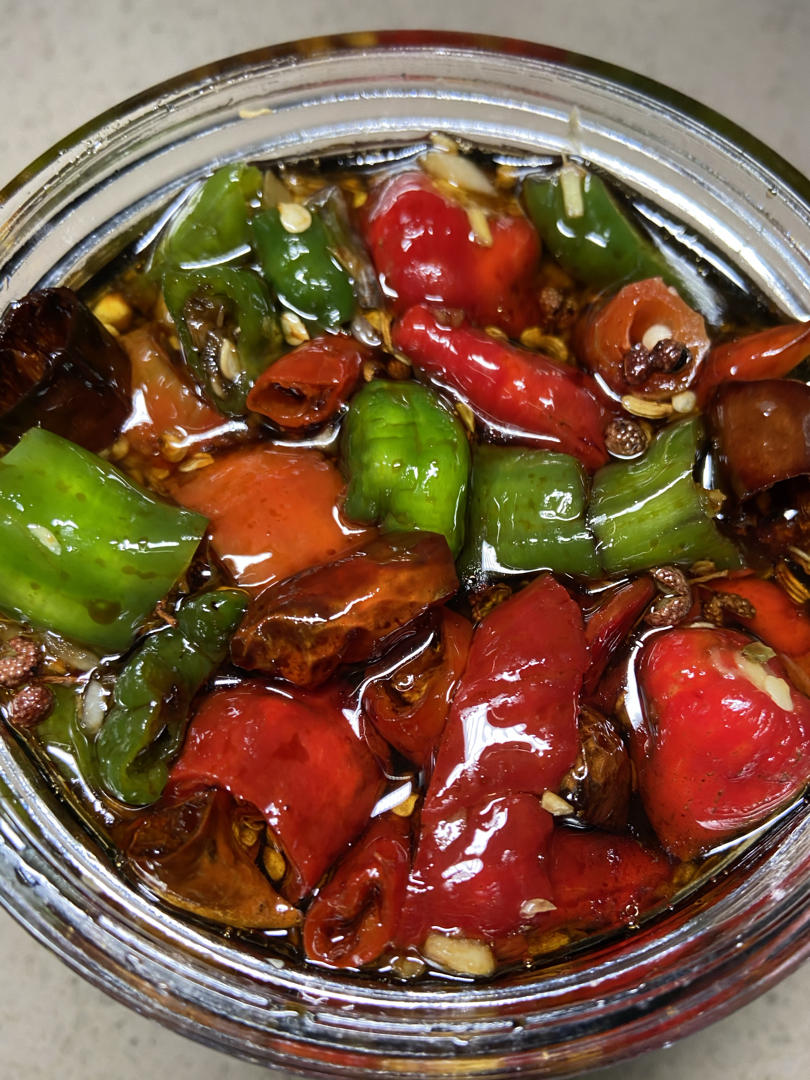 小猫13615815735做的能让你多吃一碗饭的开胃小咸菜腌辣椒尖椒圈