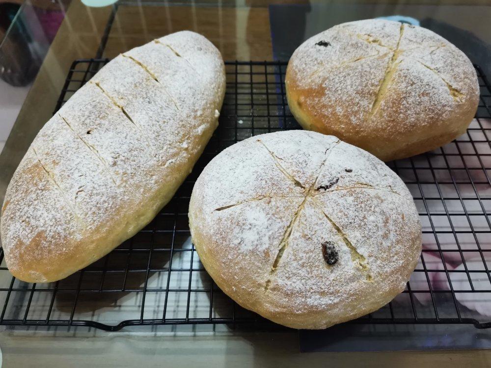 全麦软欧包（有啥放啥，健康美味，流程简易）