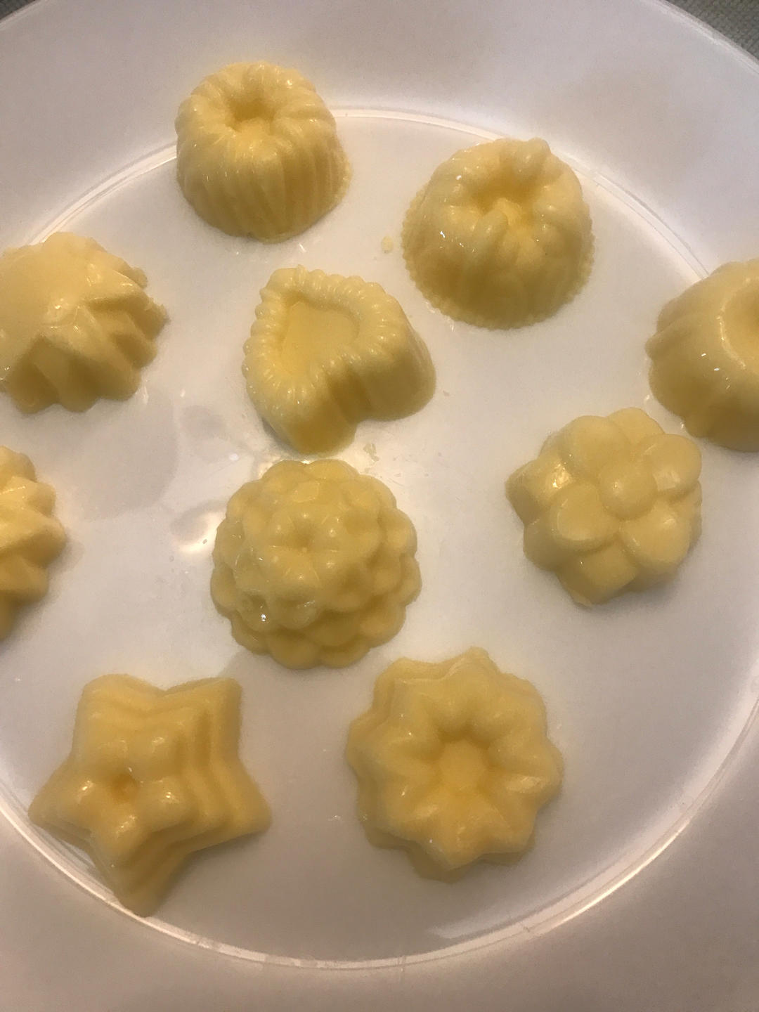 奶酪棒（秒杀市面上的妙可蓝多、女儿每天至少吃两支）