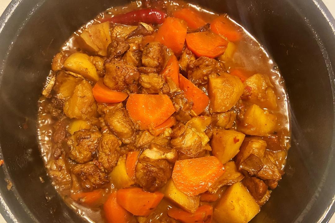 【红烧羊肉煲】