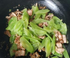 简单又好吃的莴笋炒肉的做法 步骤10