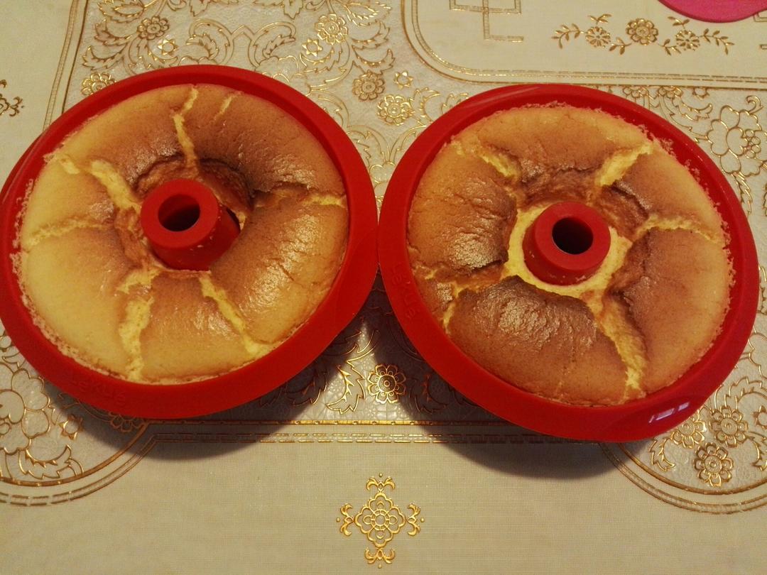 烤箱做蛋糕（戚风蛋糕的做法）