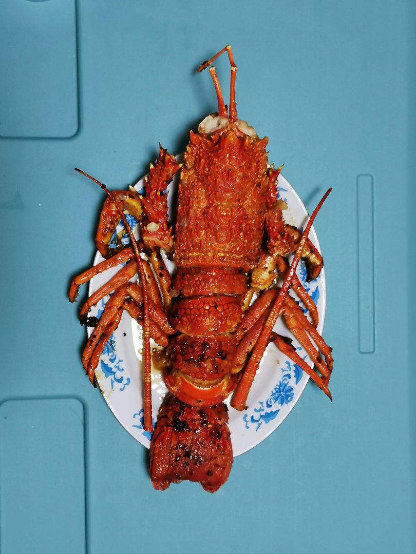 葱姜蒜爆炒大龙虾