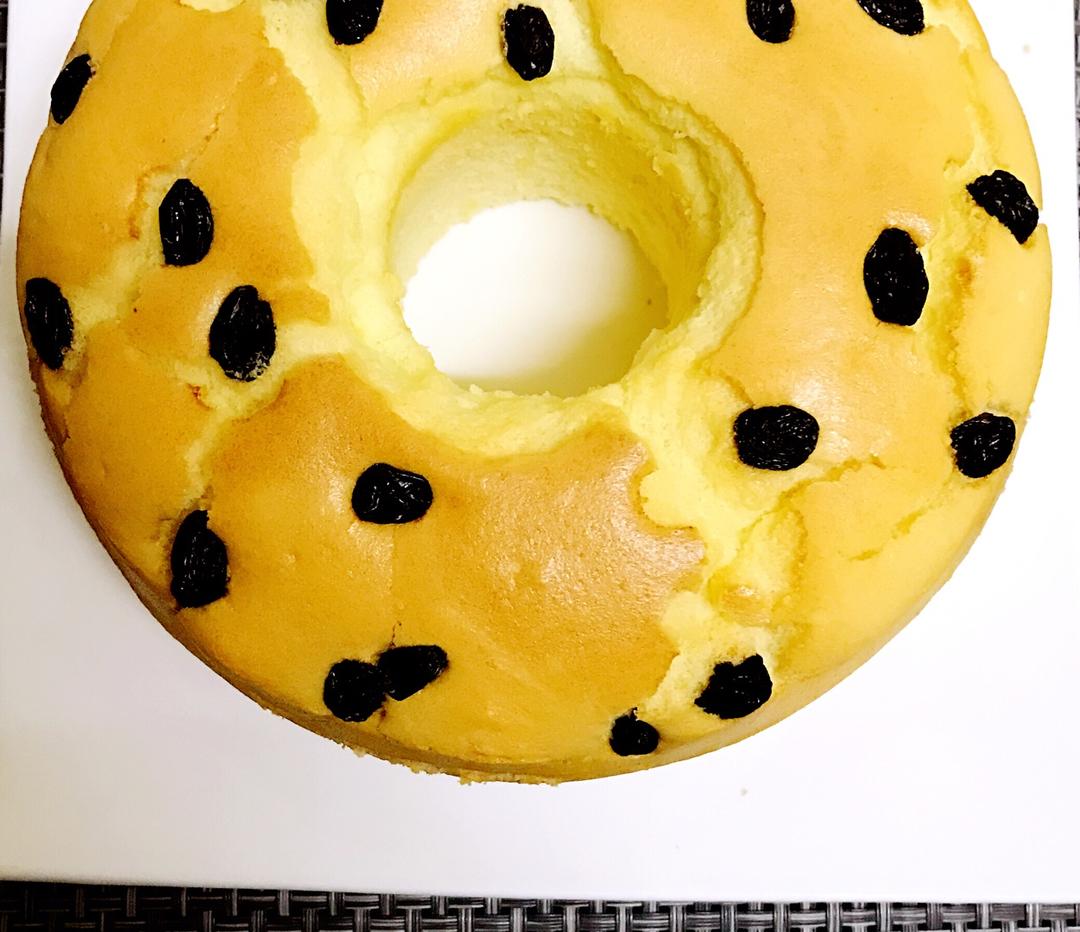 七寸烟囱葡萄干蛋糕