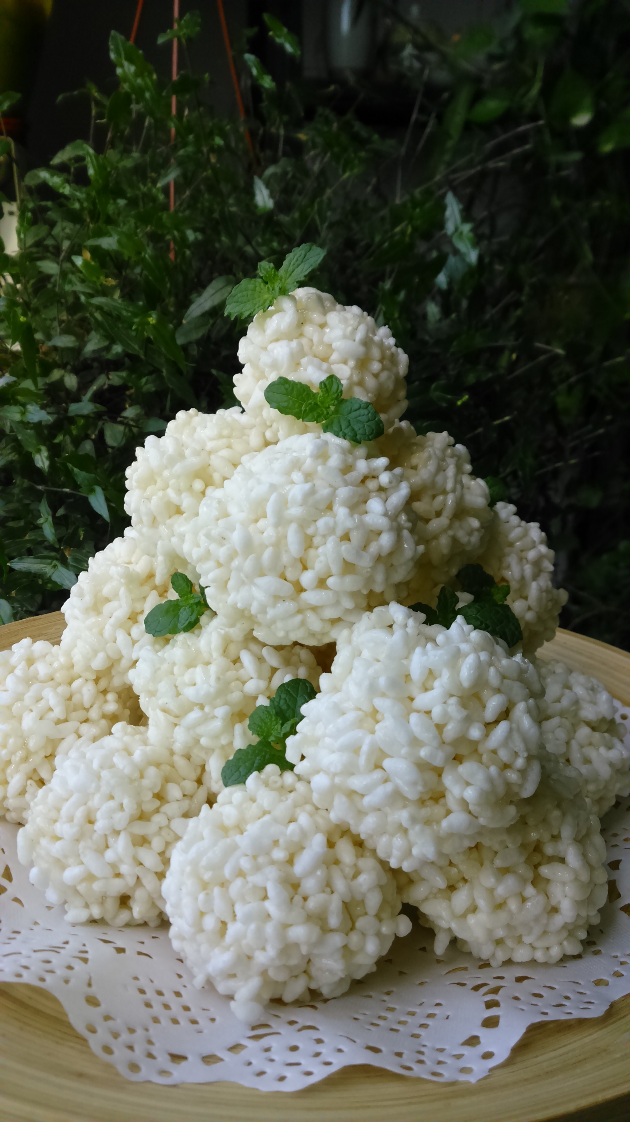 可爱小卷毛做的米花糖