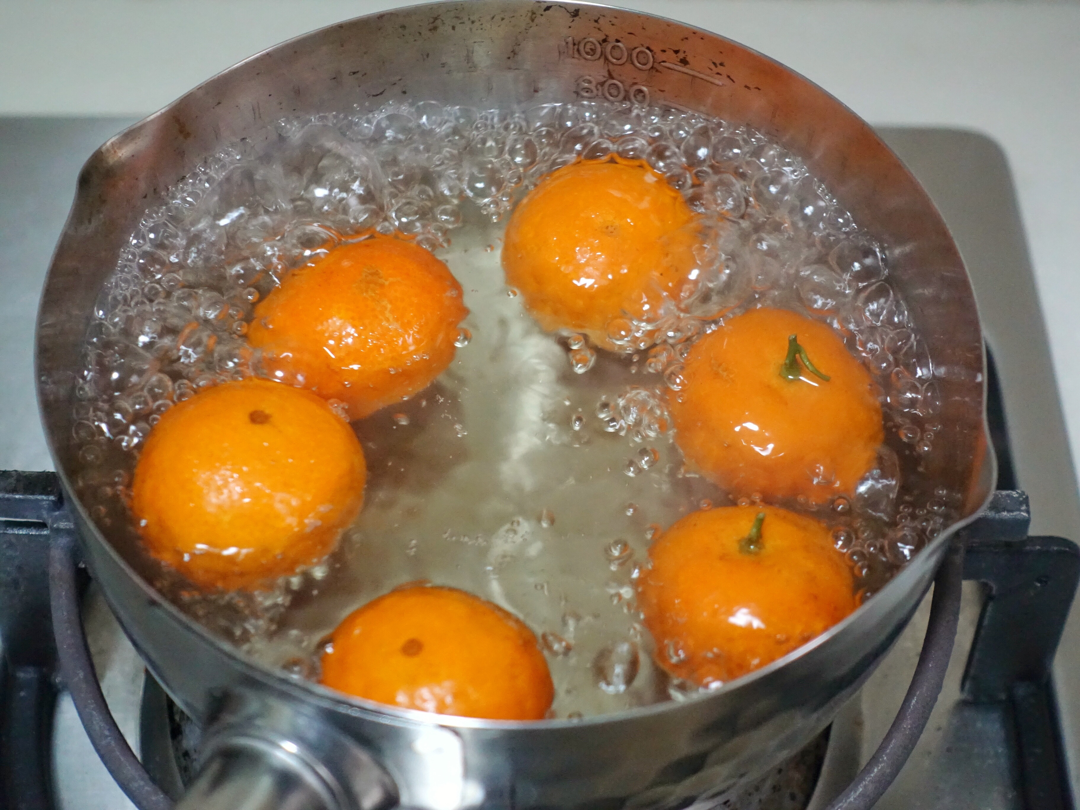 蜜橘的做法 步骤2