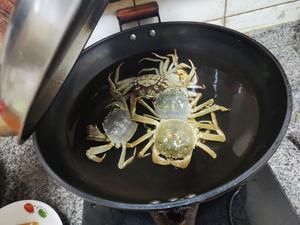 水煮螃蟹的做法 步骤1
