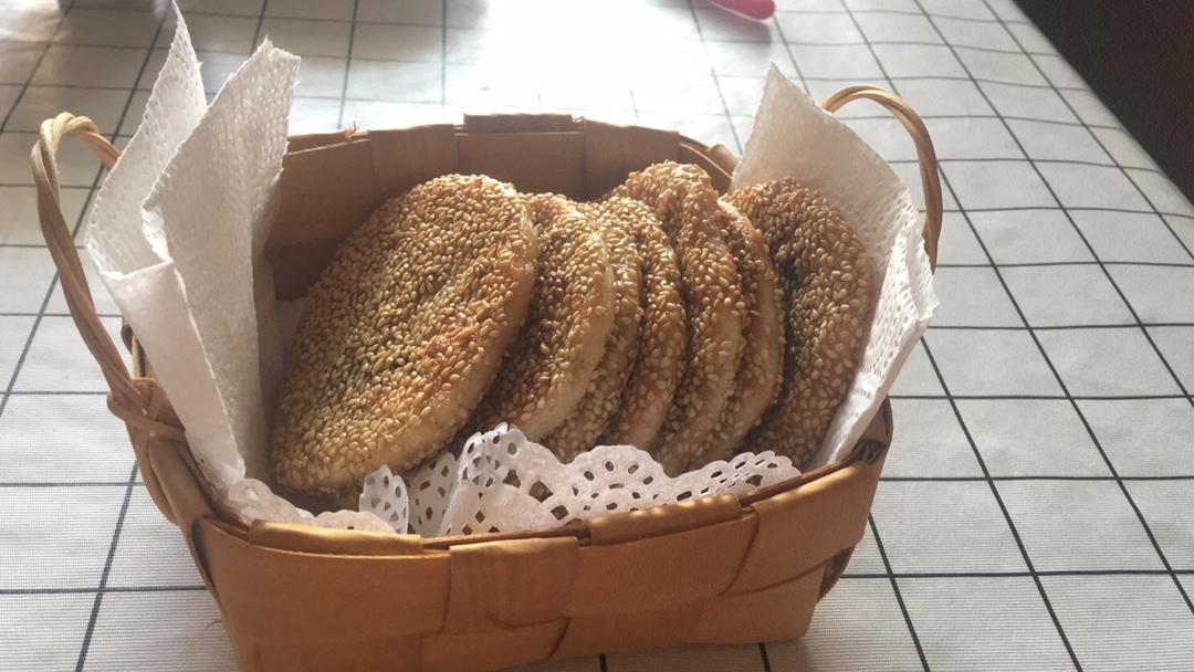 芝麻豆沙糯米饼 新手零失败 快手面食 软糯香甜 附细节视频详解