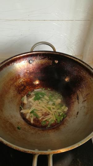 青菜冬笋肉丝年糕汤的做法 步骤6