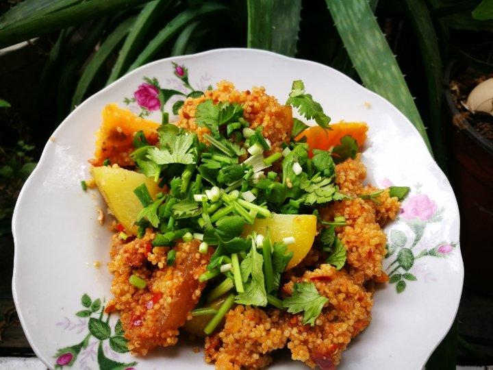 小米粉蒸肉