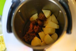 美善品-川味土豆烧排骨的做法 步骤4