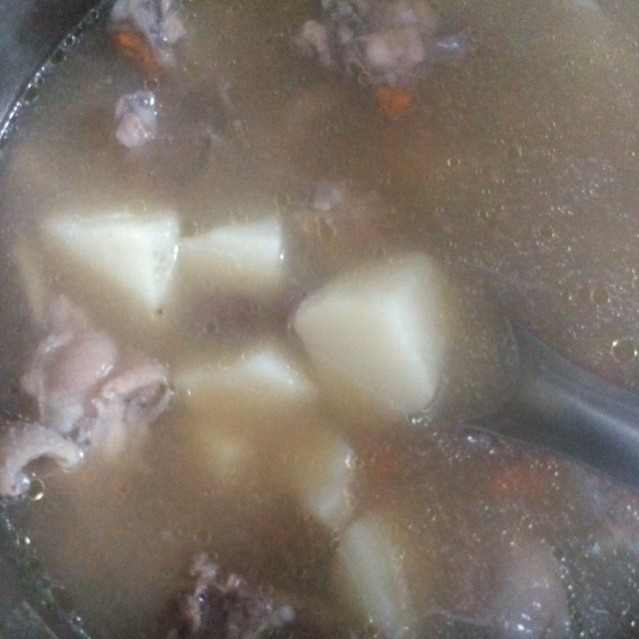 红枣枸杞淮山鸡汤