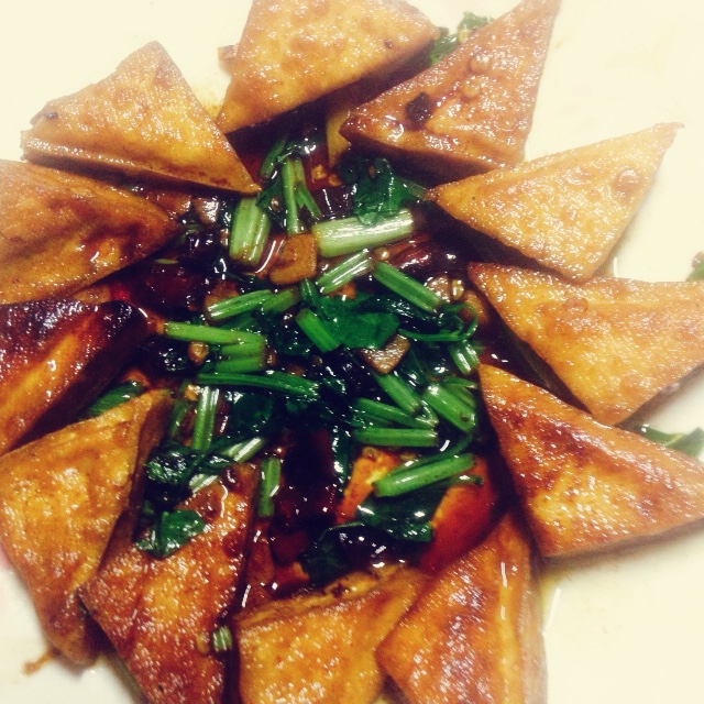 外酥里嫩的煎豆腐
