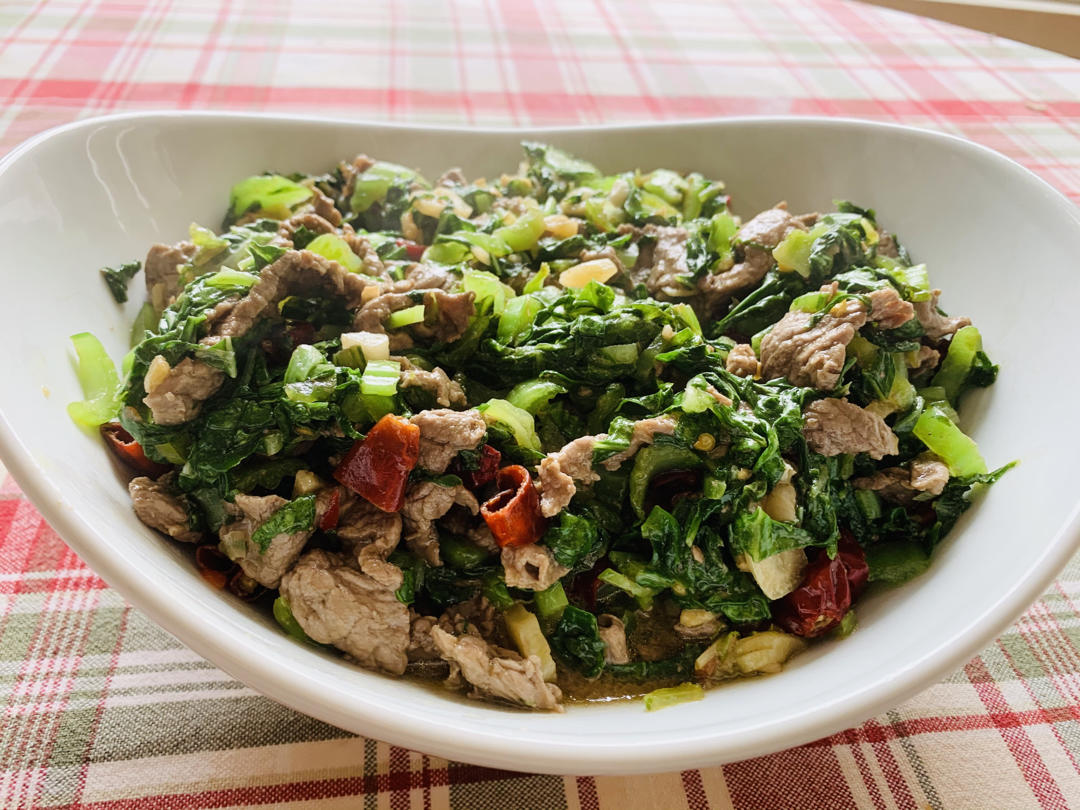 黛西小姐姐做的枫菜炒牛肉