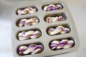 宝宝辅食：奶香紫薯软妹面包的做法 步骤12