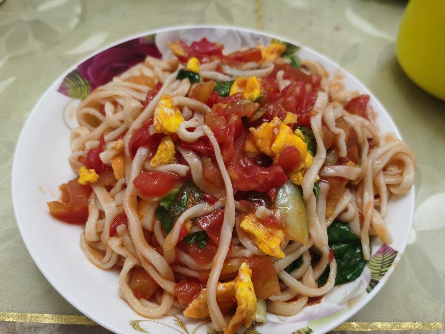 香喷喷又入味的番茄鸡蛋炒面