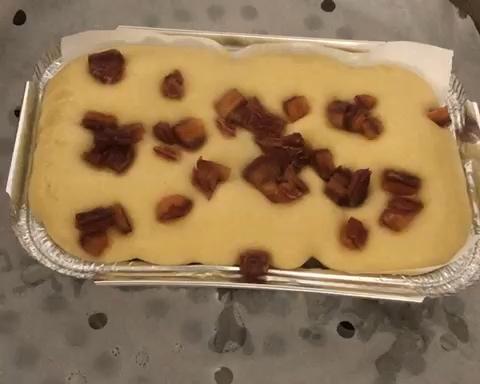 无麸质小米椰枣蒸糕