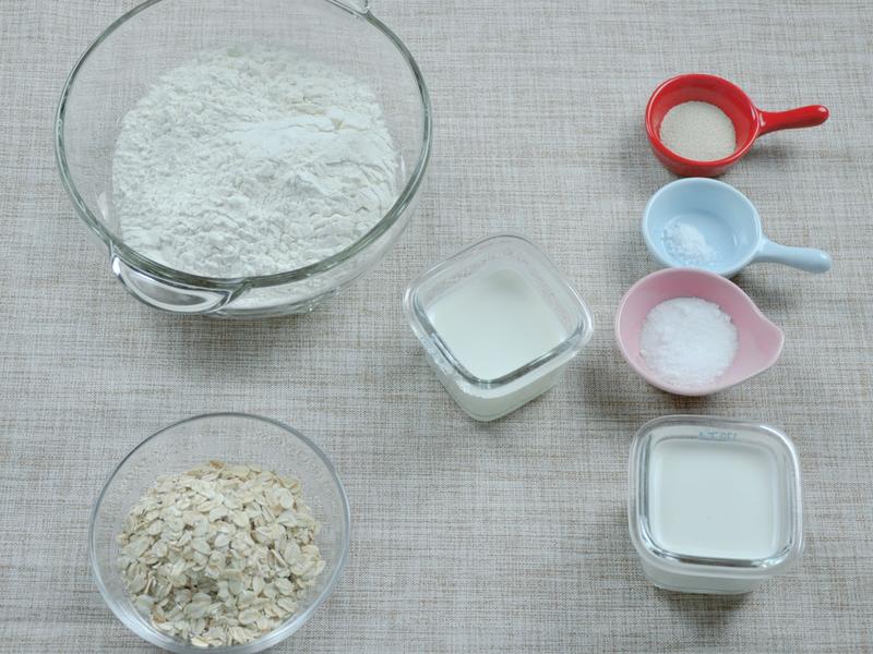 纯奶手撕吐司的做法 步骤1