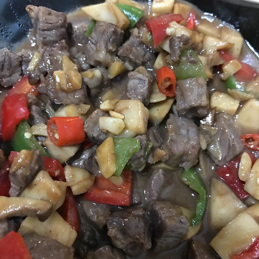 家常菜~杏鲍菇烧牛肉粒