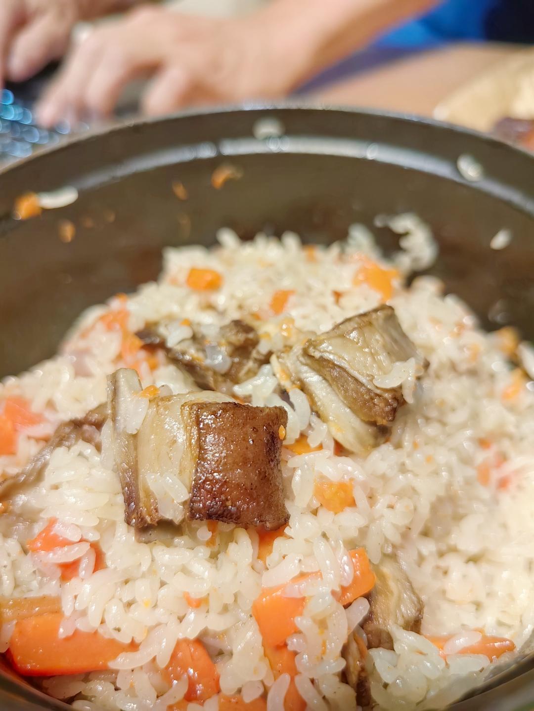 新疆羊排抓饭（出锅后米粒分明的秘密）