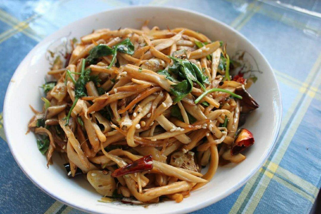 干煸手撕杏鲍菇