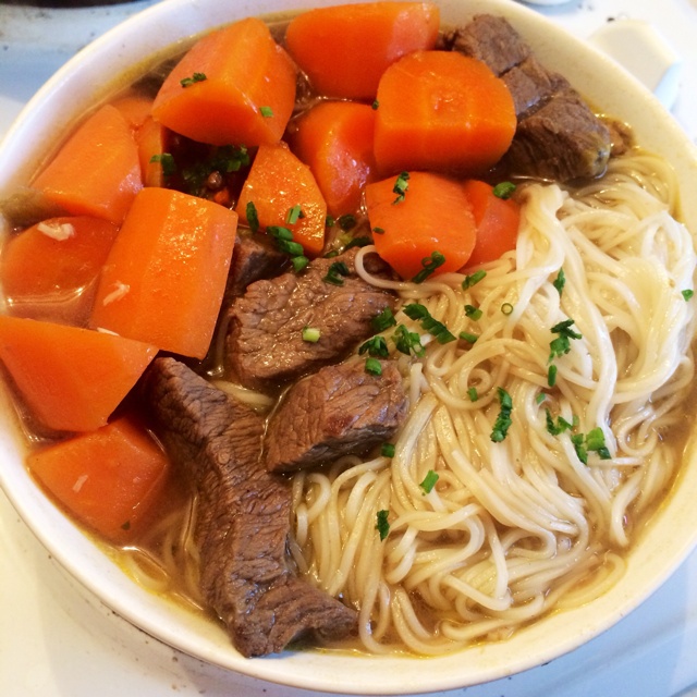 红焖羊肉面