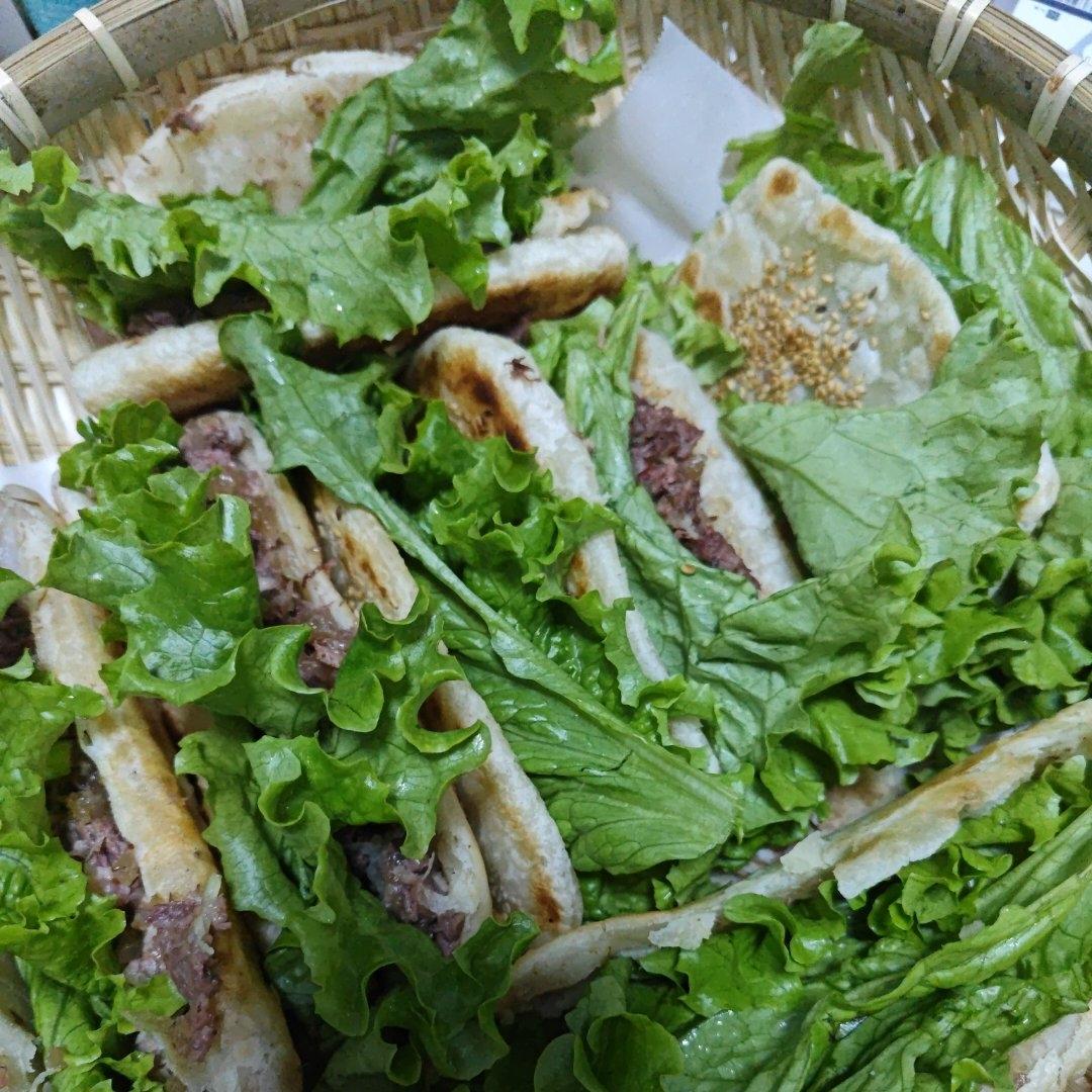 香酥夹肉火烧（河间驴肉火烧）