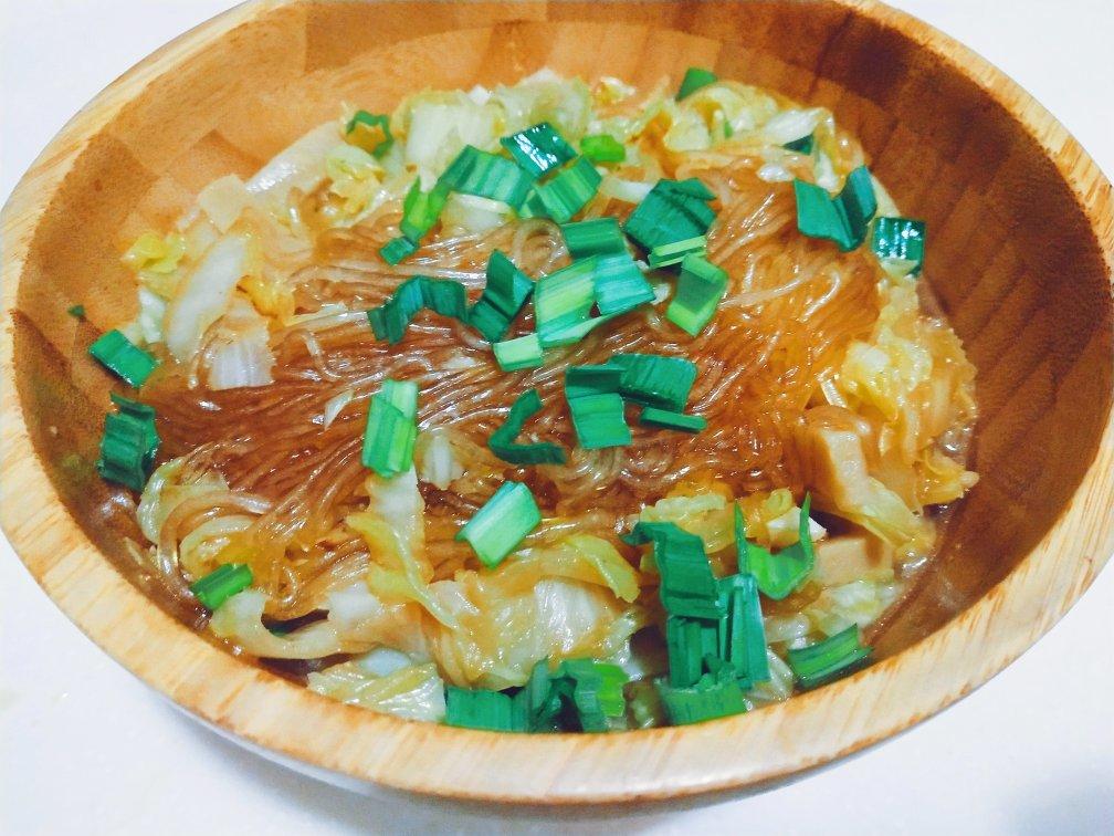 最适合冬天的一道菜、白菜炖粉条、简易版
