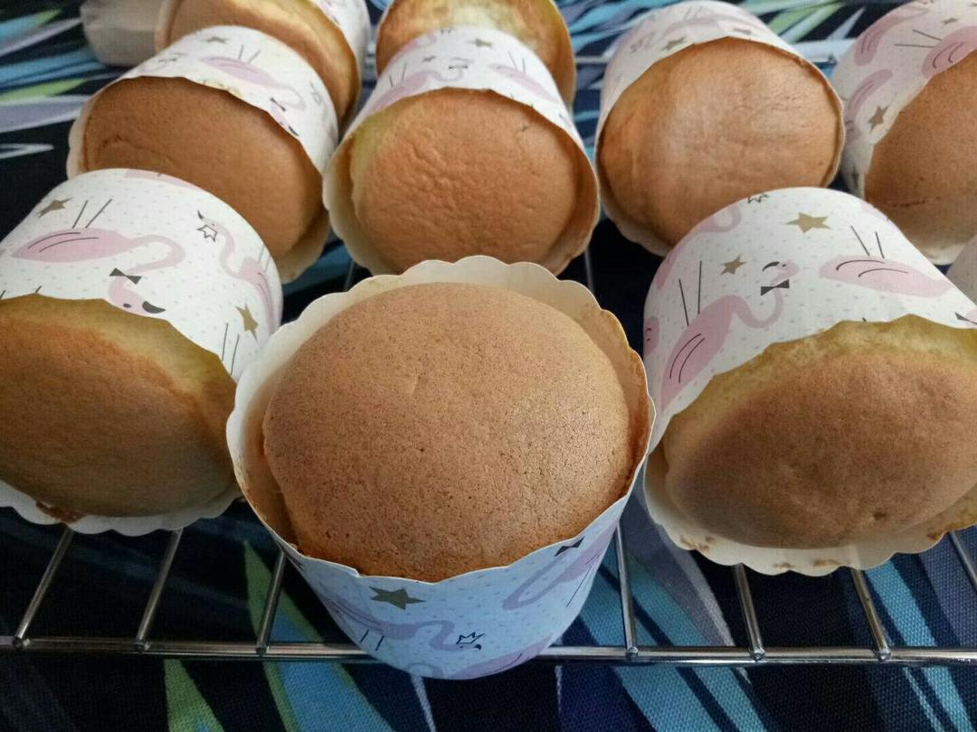 纸杯蛋糕 8寸戚风蛋糕的量