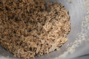厨师机版肉松香葱面包卷——附香浓肉松做法的做法 步骤11