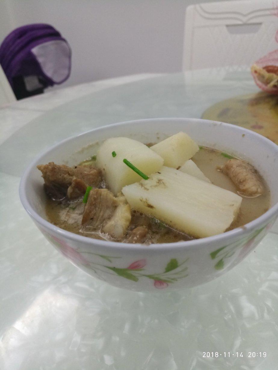 玉米山药炖排骨