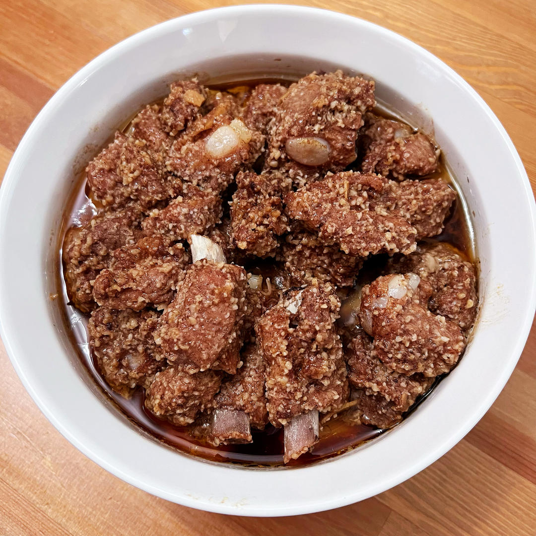 粉蒸排骨 Steamed Pork Ribs with Rice Flour