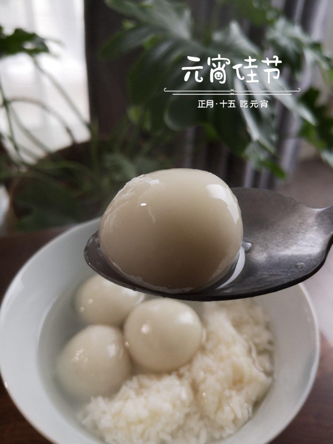黑芝麻汤圆【新手不失败的不甜齁不油腻的汤圆】