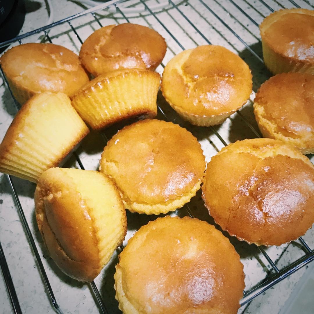 脆皮蜂蜜蛋糕
