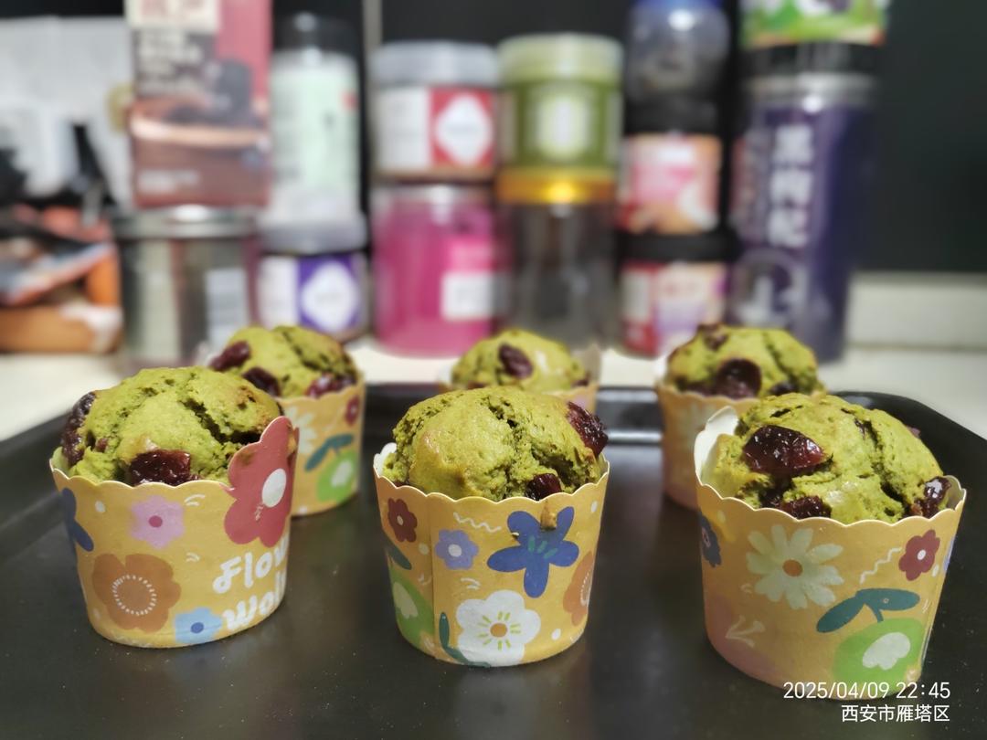 抹茶蔓越莓麦芬～抹茶控不要错过的美味！