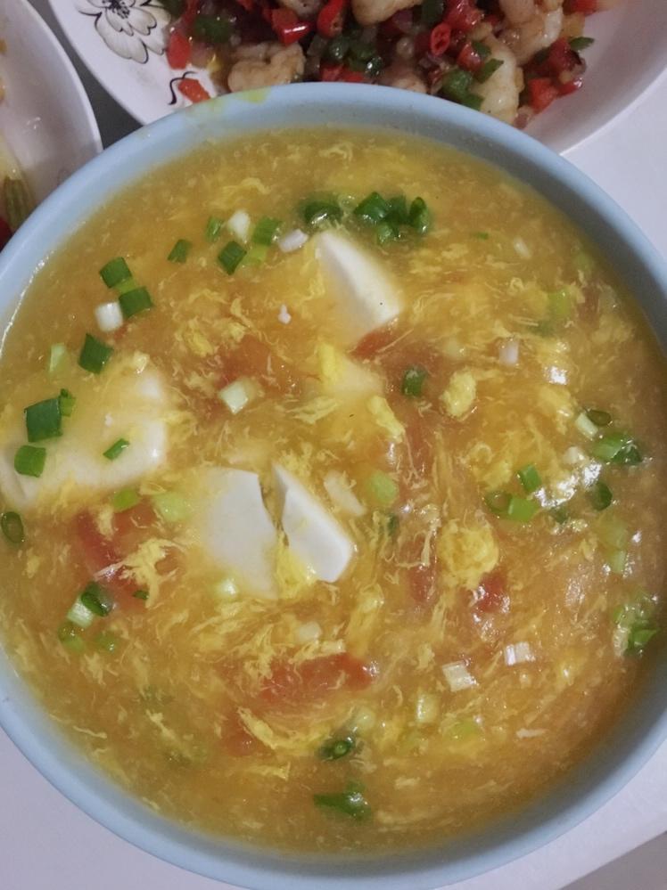 番茄豆腐汤羹，淀粉勾芡的做法