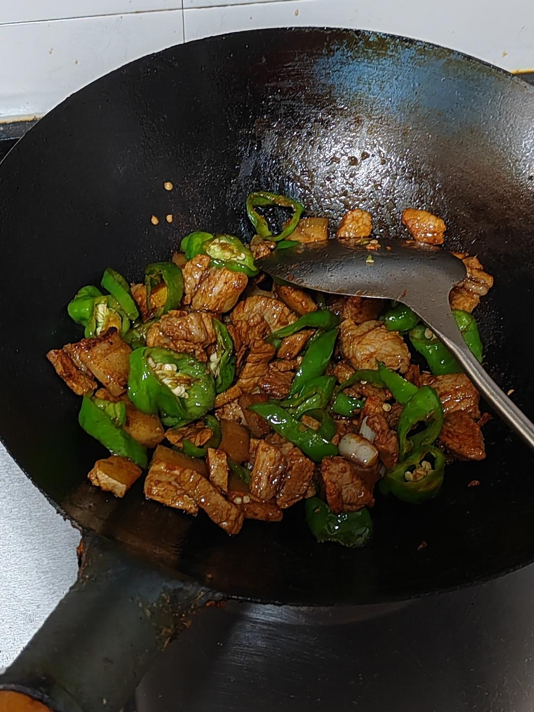 正宗辣椒炒肉