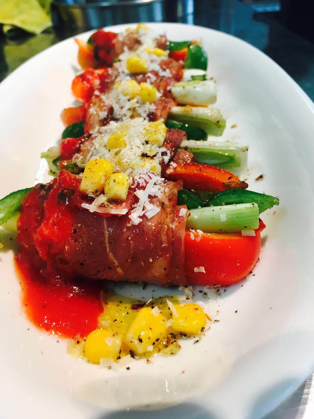 8寸纯手工什锦披萨