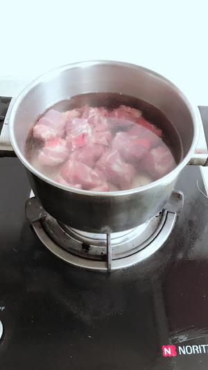 番茄土豆小排汤的做法 步骤1