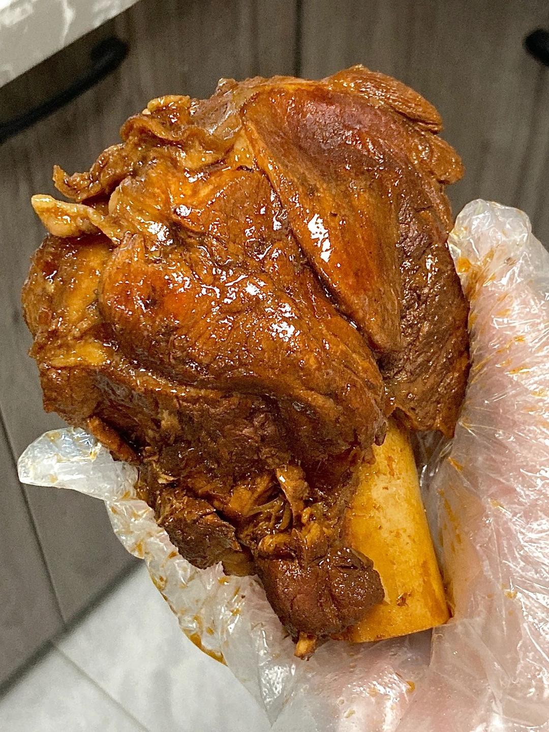 我妈终于把这个酱大骨🉐秘方传给我了！