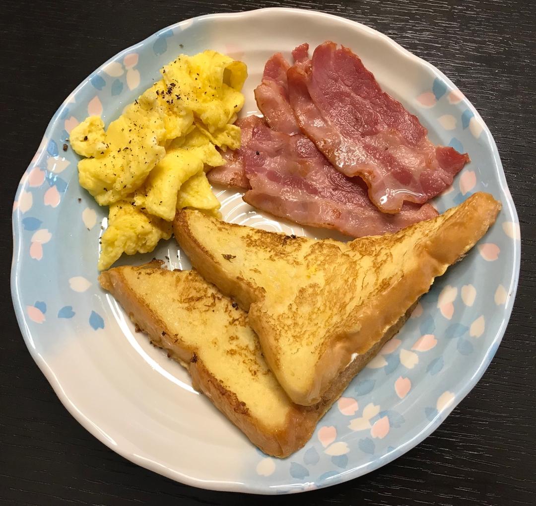 美式炒蛋 scrambled eggs