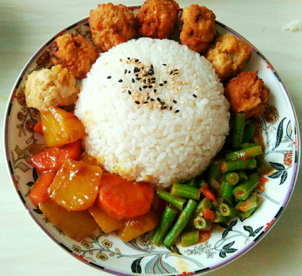 宝宝辅食：咖喱土豆鸡肉饭（适龄：36月+）